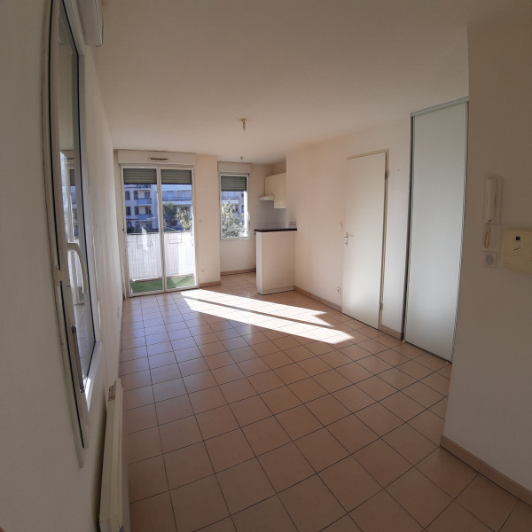 Offres de vente Appartement Grenade 31330