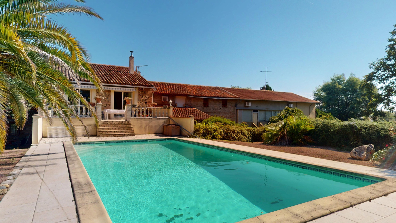 Image_1, Ferme, Grenade, ref :190920251348