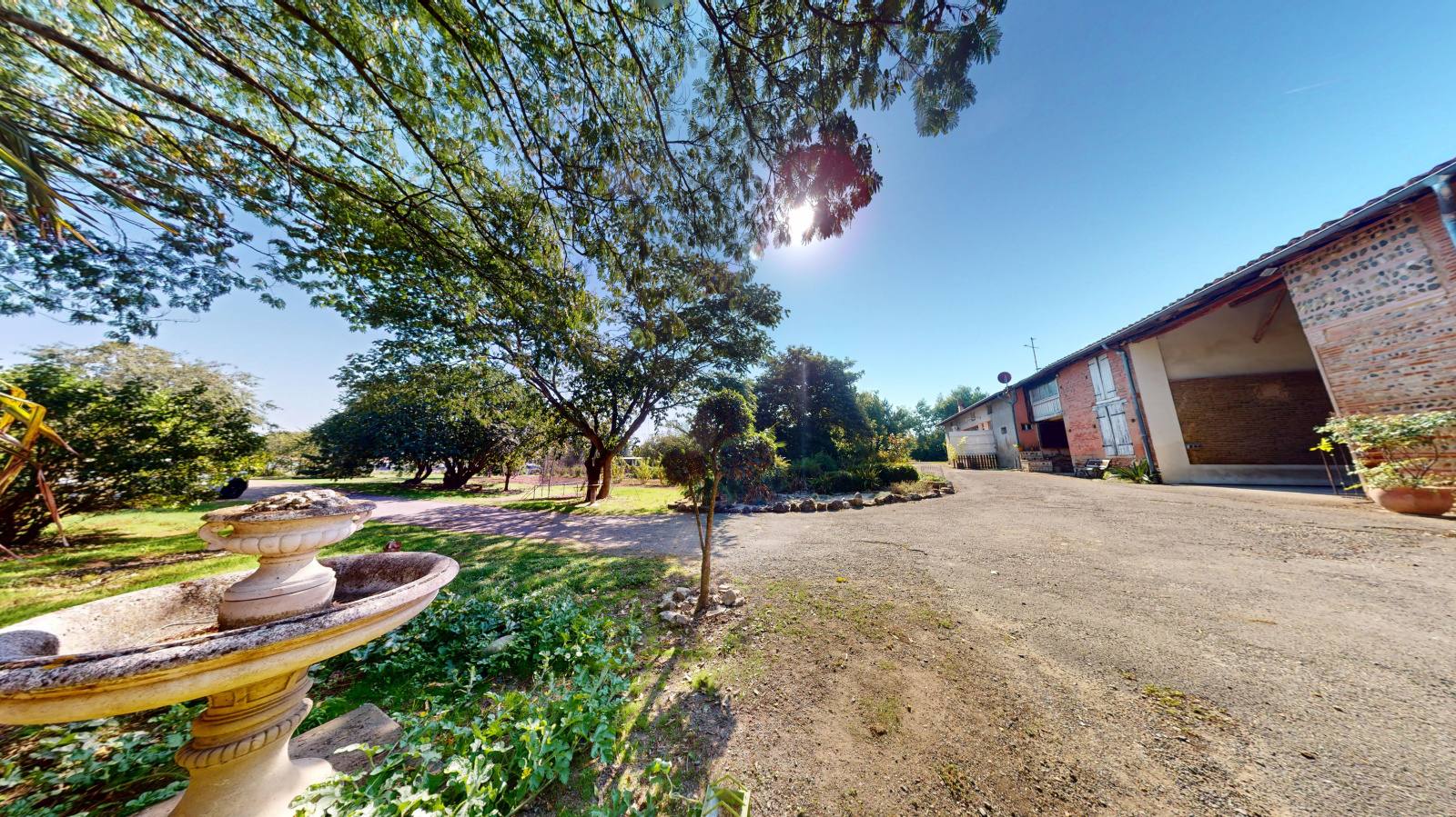 Image_14, Ferme, Grenade, ref :190920251348