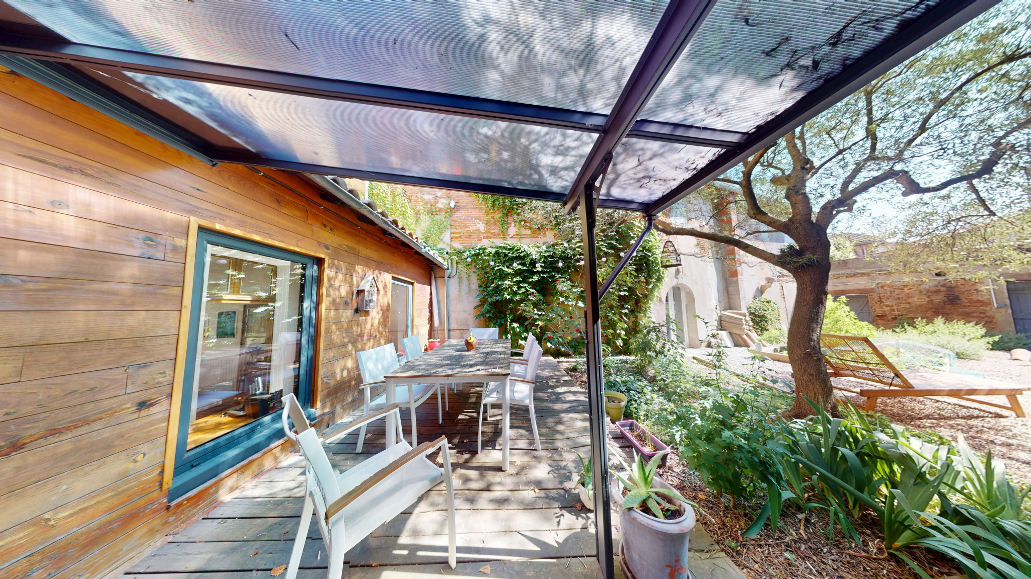 Agence immobilière de ELLES IMMOBILIER